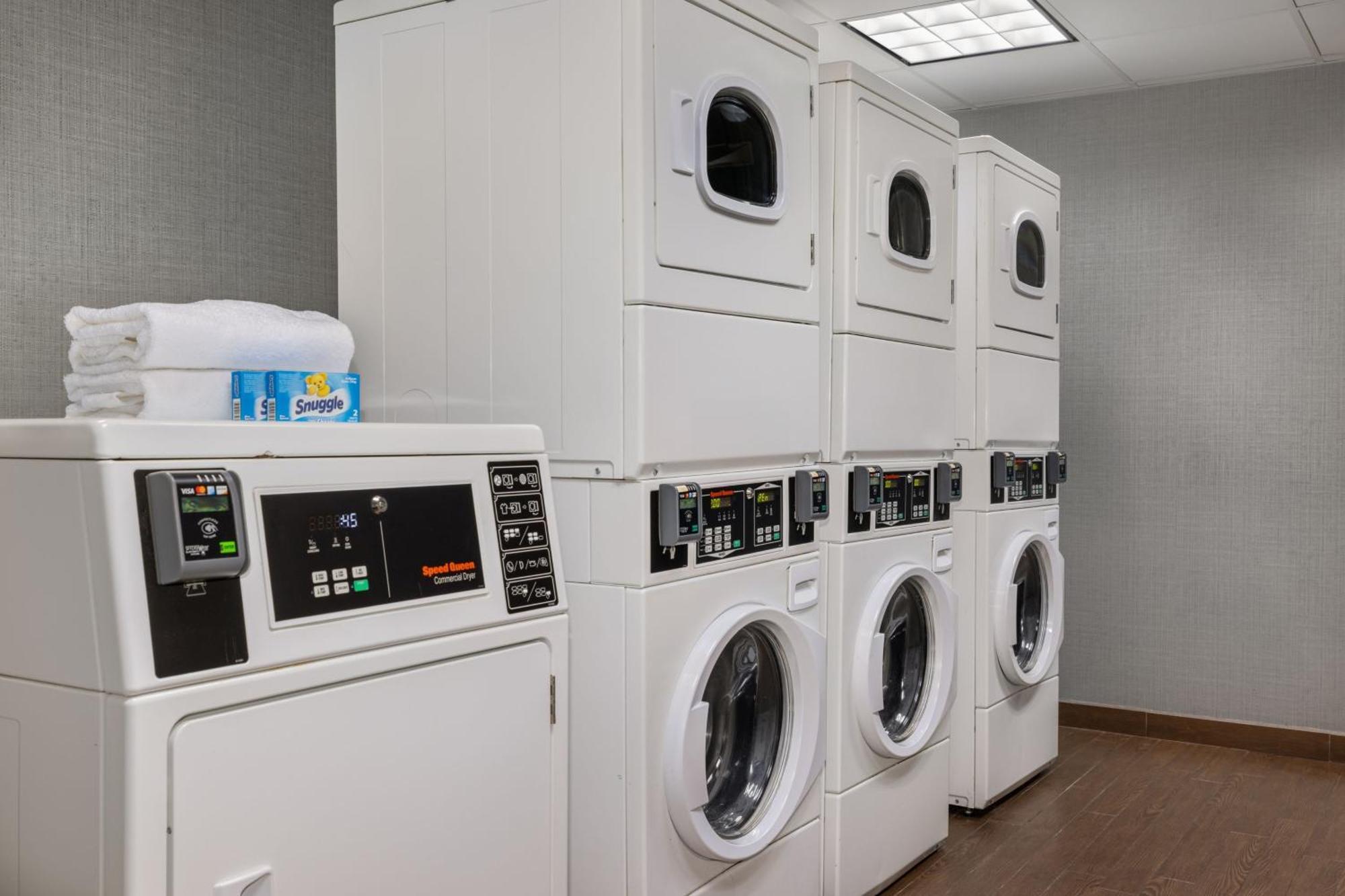 Residence Inn By Marriott Long Island Islip/Courthouse Complex Central Islip Εξωτερικό φωτογραφία